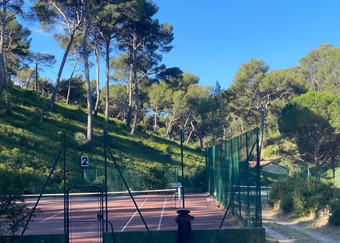 Au 526 Sur Bandol